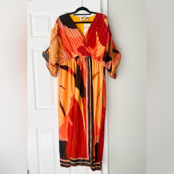Farm Rio Pleated Wrap Front Kaftan Dress - Picture 4 of 12